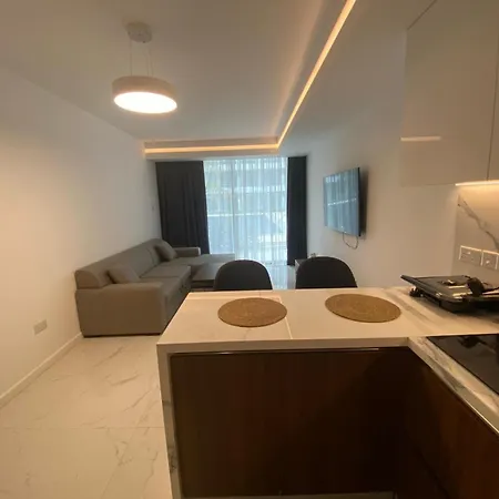 Grand Sappfire Iskele לרנקה